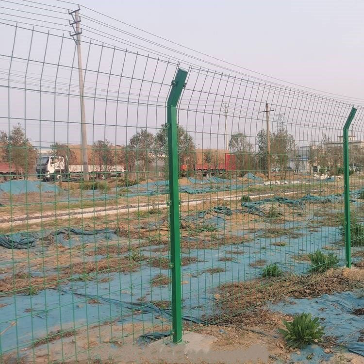 果園果樹圍欄網(wǎng)圖片3 果園果樹圍欄網(wǎng)圖片3